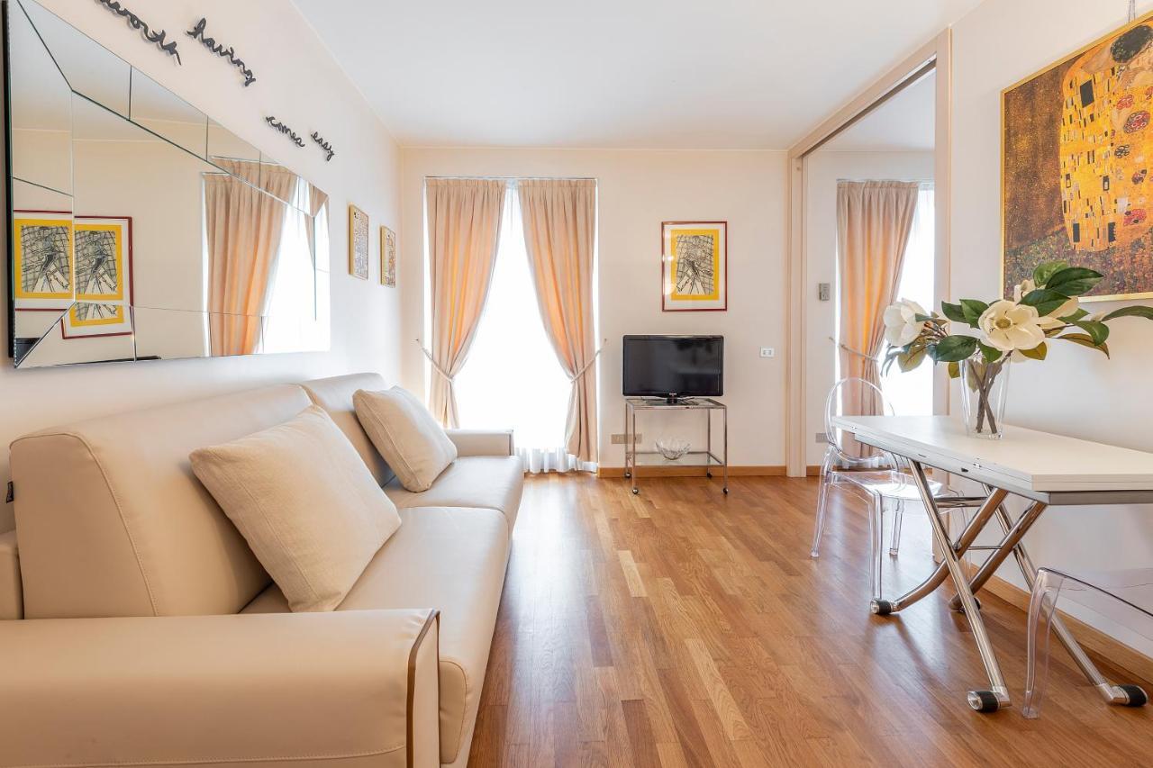 Milan Royal Suites - Centro Duomo Kültér fotó
