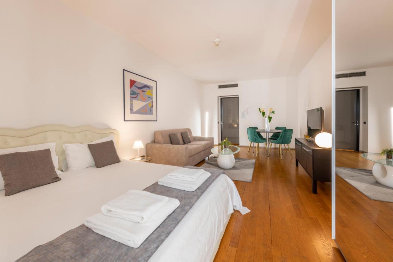 Milan Royal Suites - Centro Duomo Kültér fotó