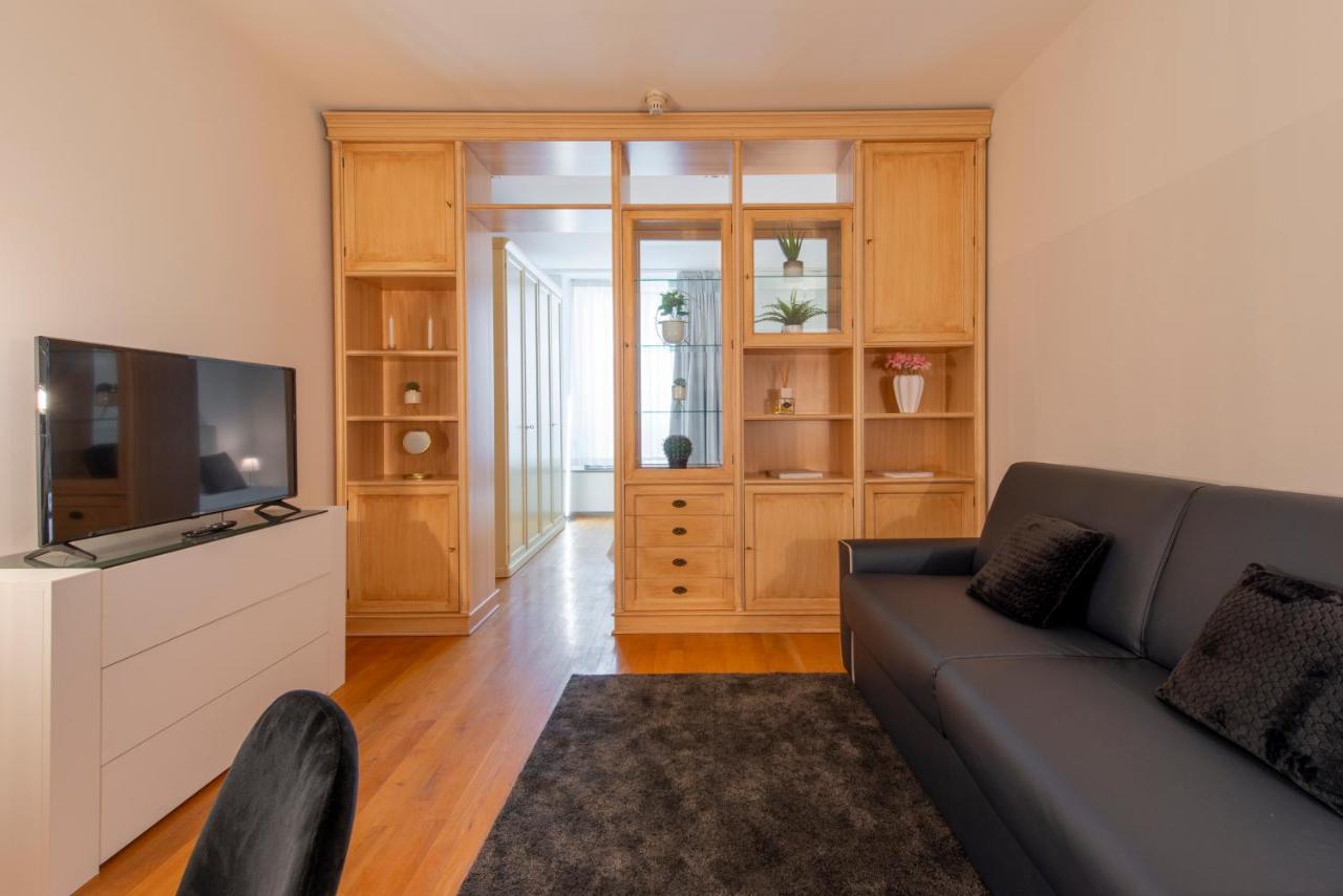 Milan Royal Suites - Centro Duomo Kültér fotó