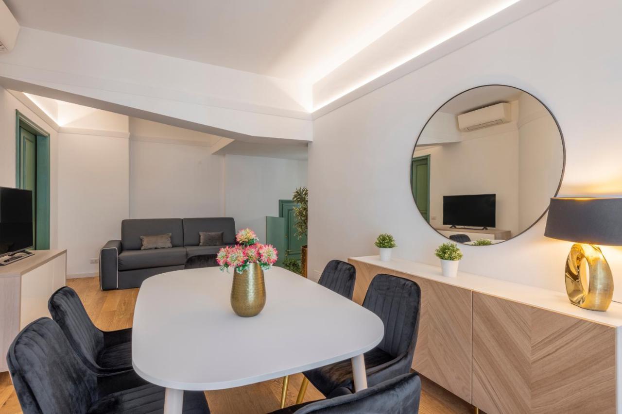 Milan Royal Suites - Centro Duomo Kültér fotó