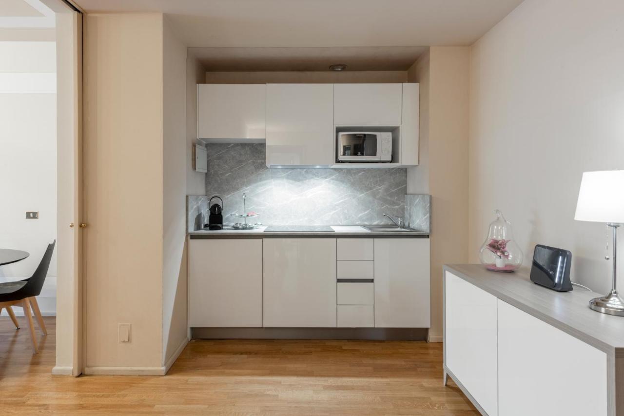Milan Royal Suites - Centro Duomo Kültér fotó
