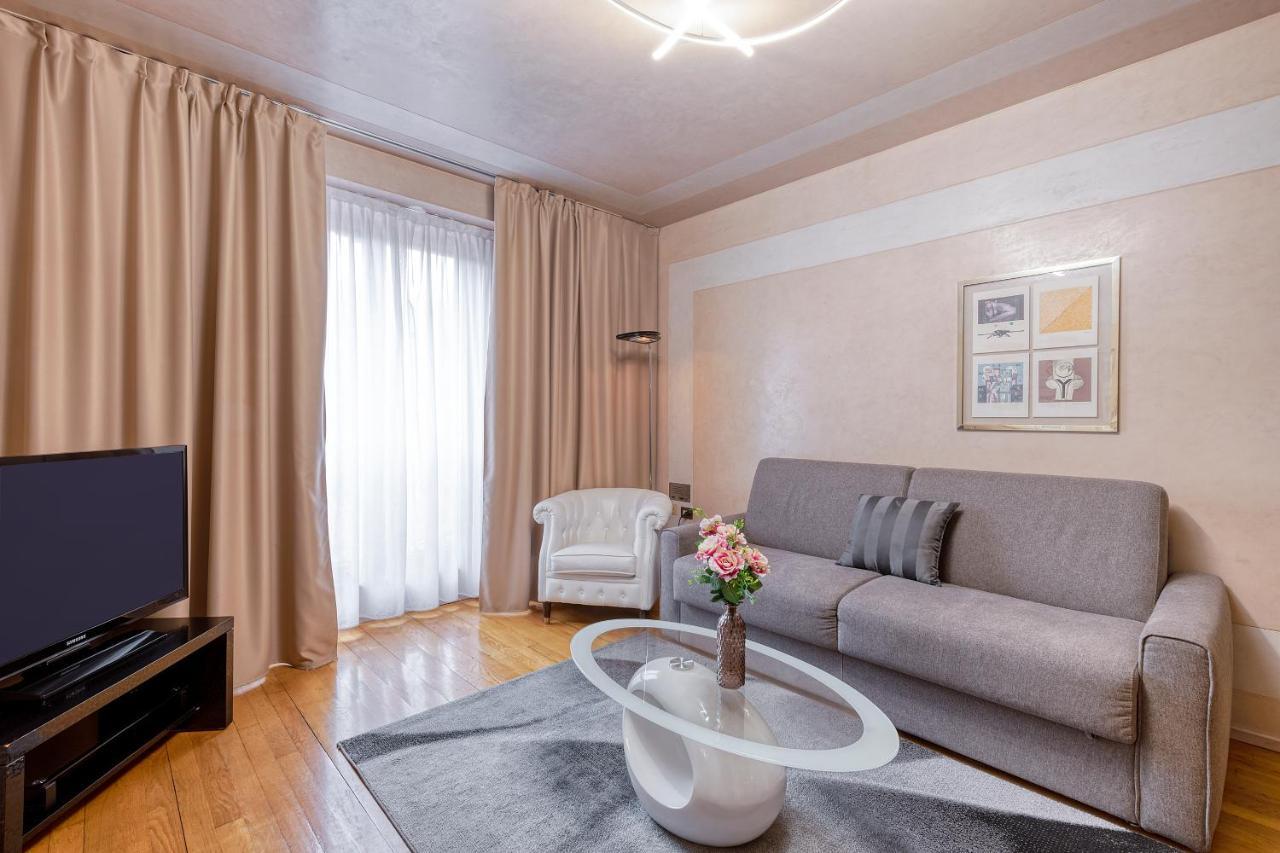 Milan Royal Suites - Centro Duomo Kültér fotó