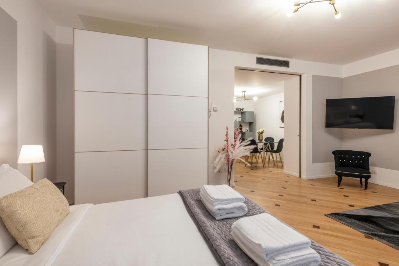 Milan Royal Suites - Centro Duomo Kültér fotó